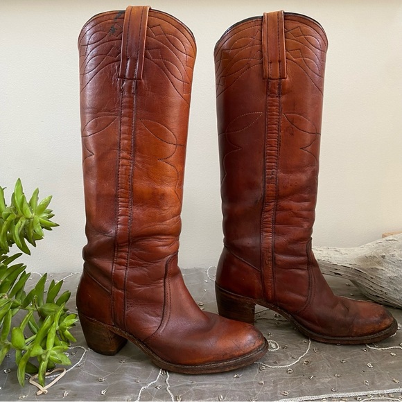 Vintage 1970s Frye Tan Leather Cowboy Boots - Picture 2 of 8